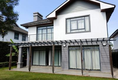 4 Bed Townhouse with En Suite at Five Star Paradise