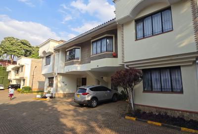 5 Bed Townhouse with En Suite at Grevillea Grove