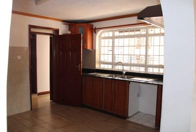 4 Bed Townhouse with Garden in Nyari - 4