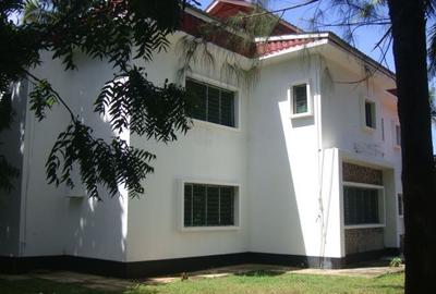 4 Bed House with Staff Quarters in Nyali Area