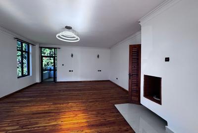 6 Bed Townhouse with En Suite in Karen - 4