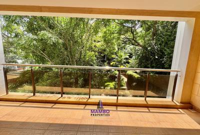 3 Bed Apartment with En Suite at Riverside Dr - 2