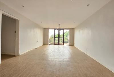 Serviced 2 Bed Apartment with En Suite in Riverside - 2