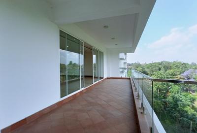 4 Bed Apartment with En Suite in Westlands Area - 4