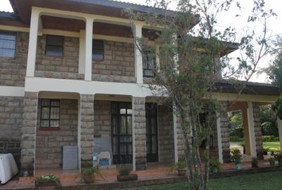 6 Bed House with En Suite in Karen Hardy - 4