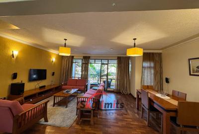2 Bed Apartment with En Suite in State House - 4