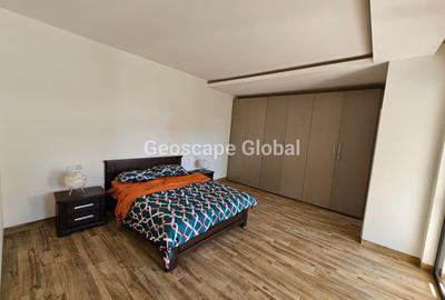 3 Bed Apartment with En Suite in Riverside