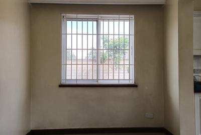 2 Bed House with En Suite at Runda Mumwe