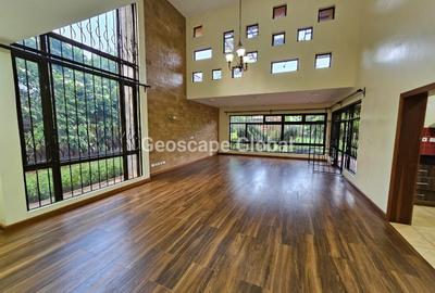 4 Bed House with En Suite in Runda - 2