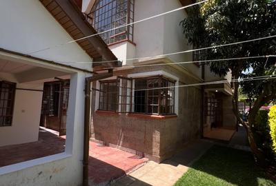 5 Bed Townhouse with En Suite in Lavington