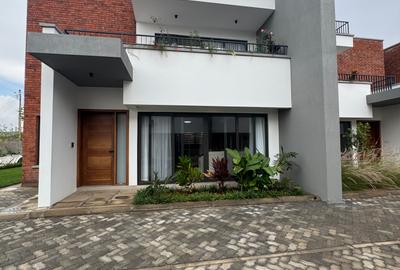4 Bed Townhouse with En Suite in Langata