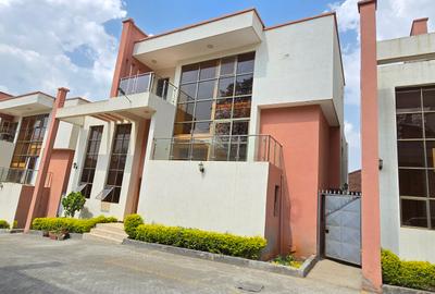 5 Bed Townhouse with En Suite at Convent Drive - 2