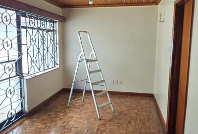 4 Bed Townhouse with En Suite at Lavington Green - 2