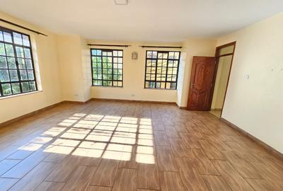 5 Bed Townhouse with En Suite at Kyuna