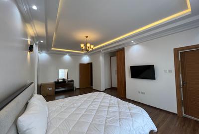 Furnished 3 Bed Apartment with En Suite at Othaya Road - 3