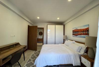 3 Bed Apartment with En Suite in Rhapta Road