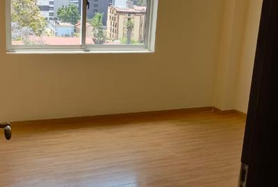 3 Bed Apartment with En Suite in Kilimani