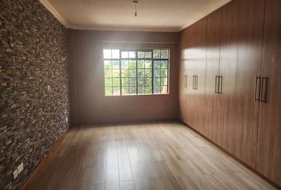 2 Bed Apartment with En Suite in Westlands Area