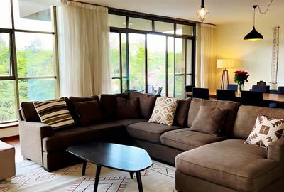 Serviced 3 Bed Apartment with Swimming Pool in Muthaiga - 4