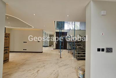5 Bed House with En Suite in Nyari - 4
