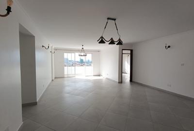 Serviced 3 Bed Apartment with En Suite in Kileleshwa