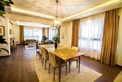 Serviced 3 Bed Apartment with En Suite at Rosewood Avenue