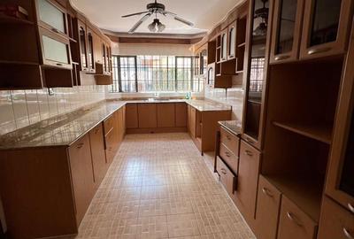4 Bed Townhouse with En Suite at Kileleshwa - 3
