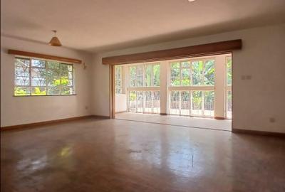 5 Bed Villa with En Suite at Mandera Road - 3