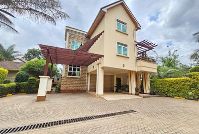 5 Bed Villa with En Suite in Lavington - 2
