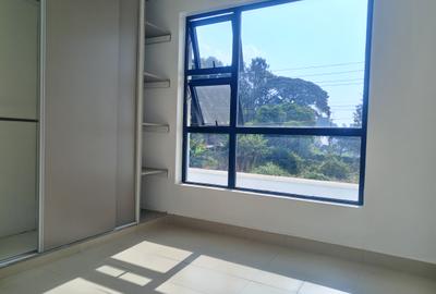 1 Bed Apartment with En Suite at Kirawa Road - 4