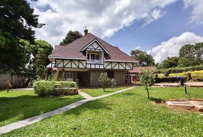 4 Bed House with En Suite in Runda