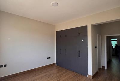 2 Bed Apartment with En Suite at Mbaazi Road - 4