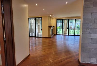 5 Bed Townhouse with En Suite at Lavington