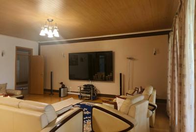 5 Bed House with En Suite in Gigiri - 3
