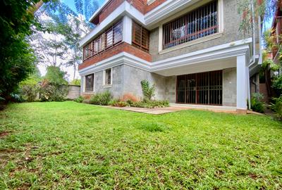 4 Bed Townhouse with En Suite in Spring Valley