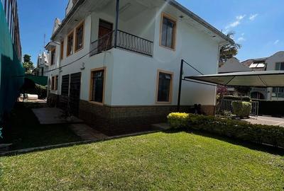 4 Bed Townhouse with En Suite at Lavington Mall