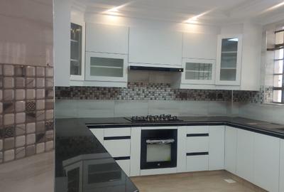 3 Bed Apartment with En Suite in Riara Road - 3