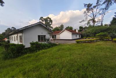 Office with Fibre Internet at Lavington Green