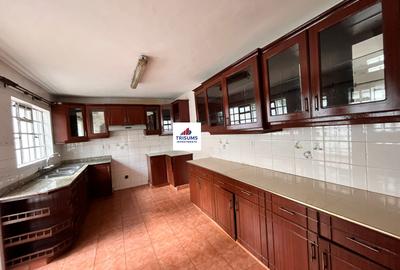 4 Bed Townhouse with En Suite in Westlands Area - 4