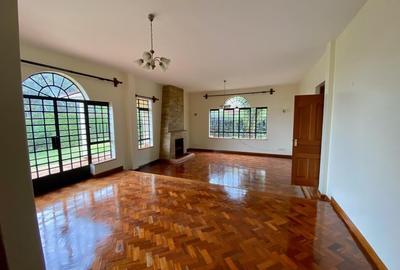 5 Bed Townhouse with En Suite at Kitisuru - 3