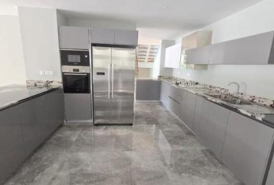 5 Bed Villa with En Suite in Lower Kabete