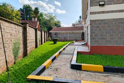 5 Bed House with En Suite at Loresho
