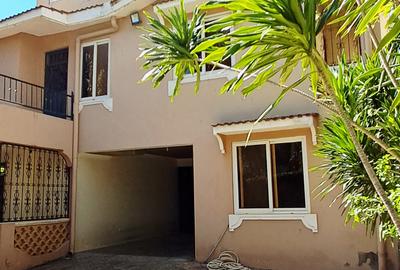 5 Bed House with En Suite at Nyali