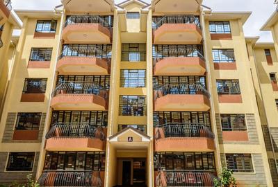 3 Bed Apartment with En Suite in Kasarani