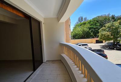 3 Bed Apartment with En Suite in Nyali Area