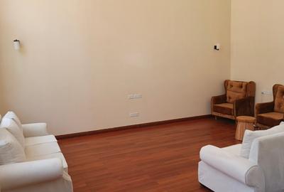 5 Bed Townhouse with En Suite at Lavington
