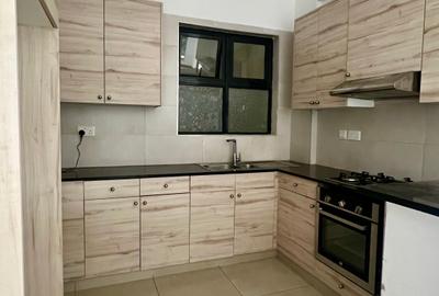 2 Bed Apartment with Swimming Pool at Lantana Road - 4