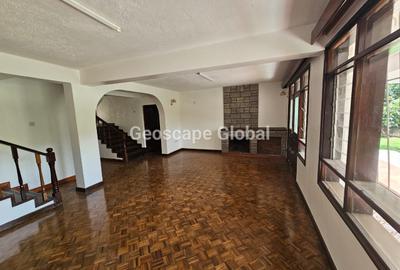 5 Bed House with En Suite in Gigiri