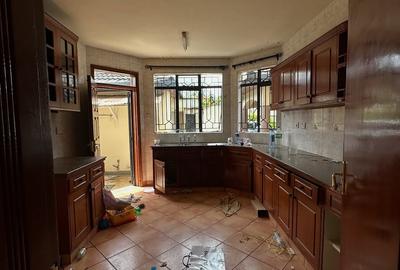 4 Bed Townhouse with En Suite at Lavington Maji Mazuri - 2