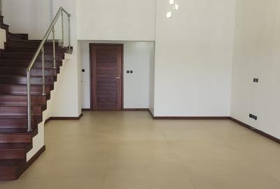 4 Bed Apartment with En Suite in Westlands Area